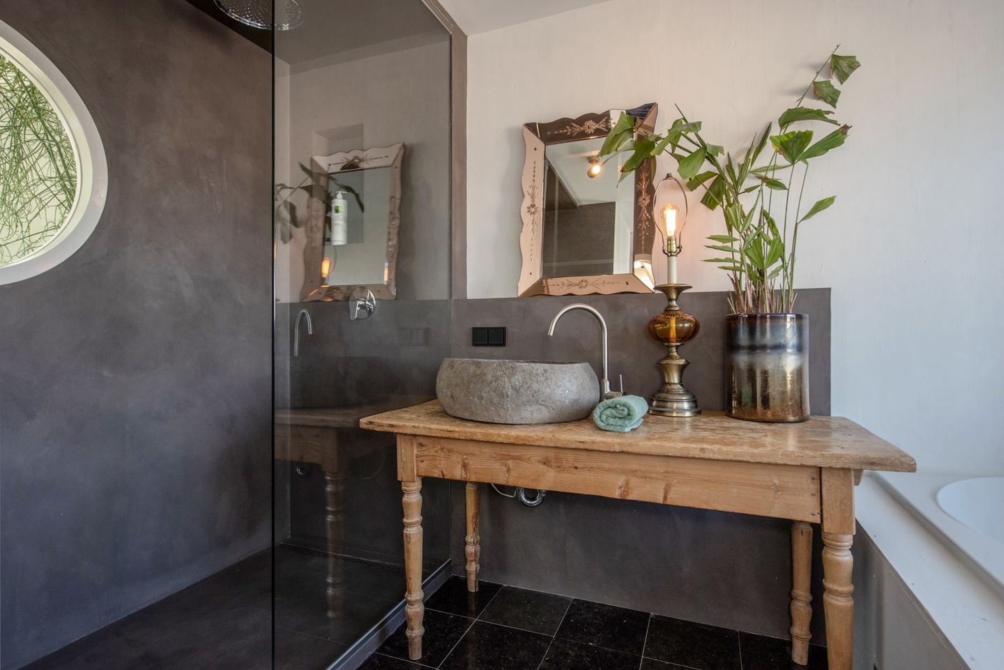 Foto 49 van Straat van Ormoes 141