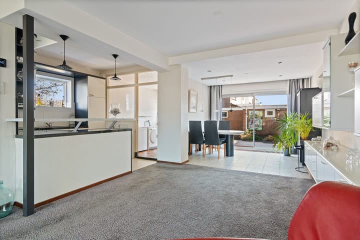 Photo 5 of Freesialaan 32