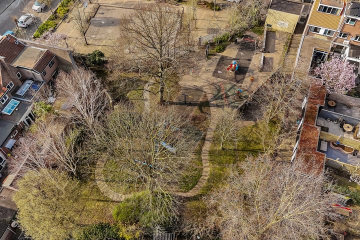 Foto 34 van Werner Helmichstraat 8