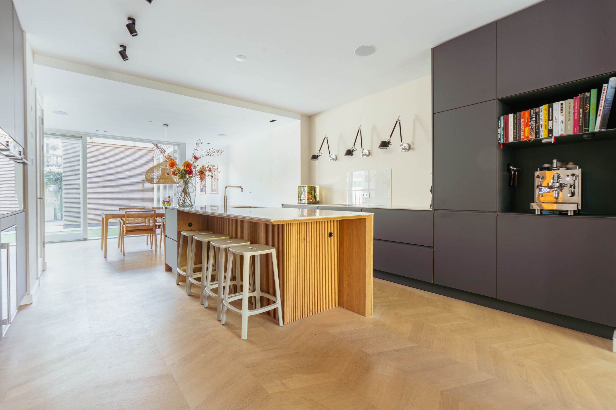 Foto 6 van Archimedesplantsoen 11-H