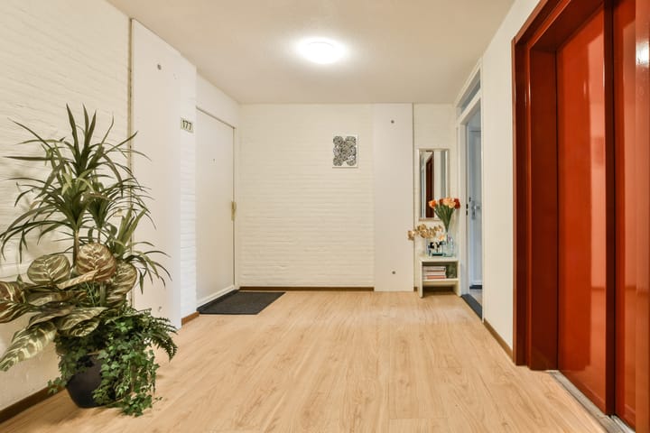 Photo 20 of Hannie Schaftstraat 177