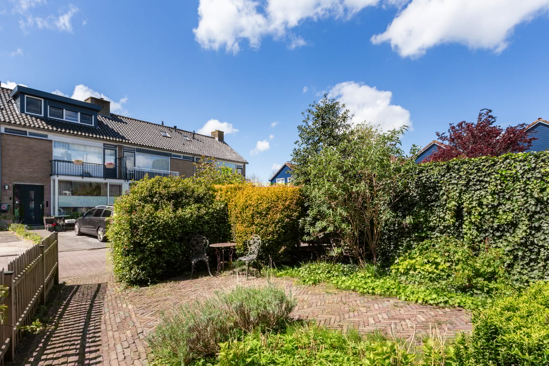 Foto 8 van Esdoornstraat 8