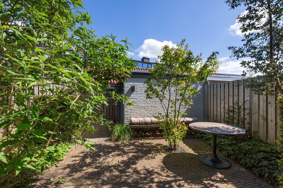 Foto 28 van Esdoornstraat 8