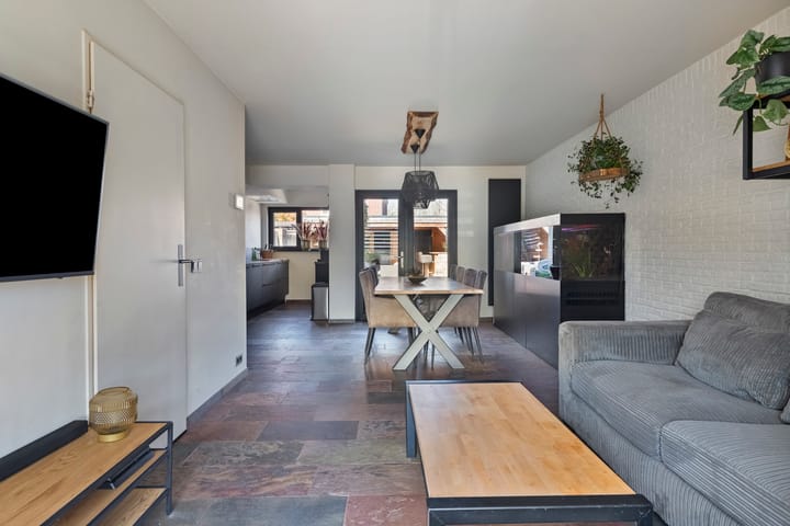 Foto 2 van Anemoon 42