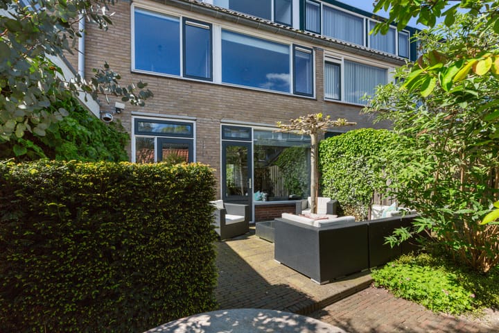 Foto 35 van Esdoornstraat 8