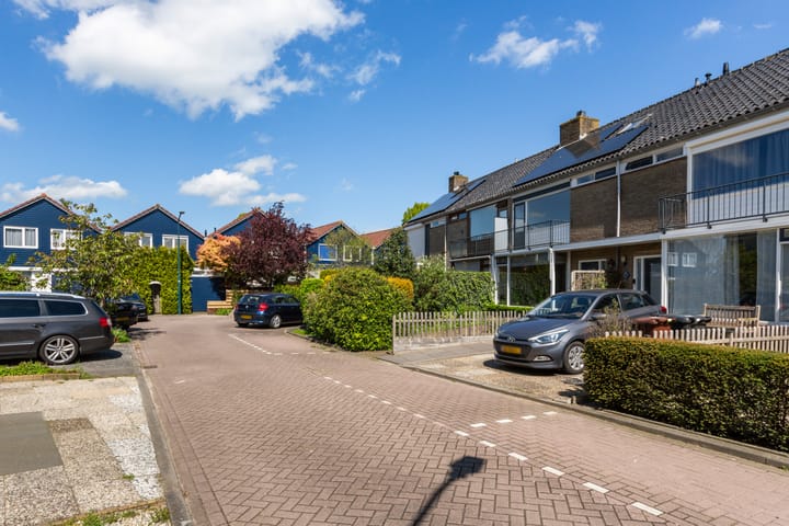 Foto 52 van Esdoornstraat 8