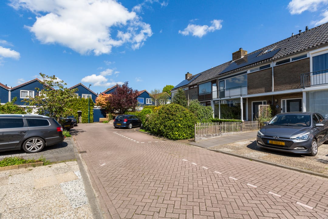 Foto 53 van Esdoornstraat 8