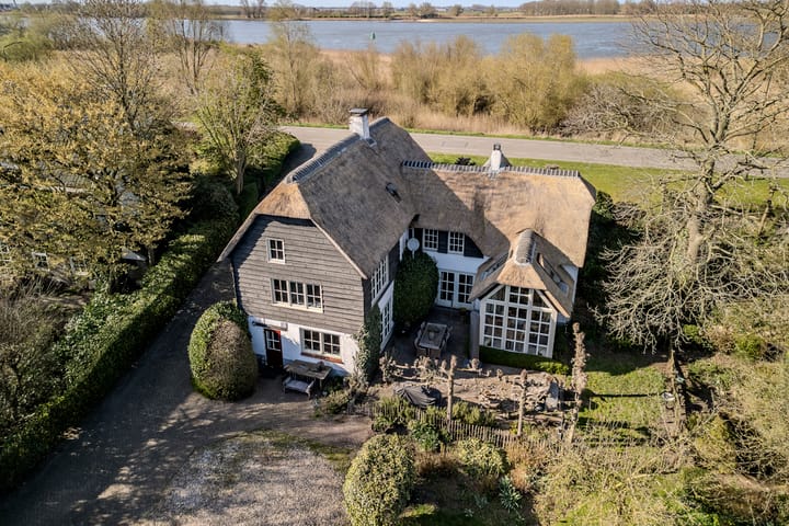 Photo 2 of Kerkeinde 52