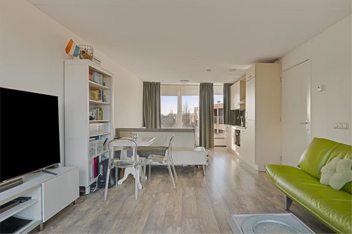 Foto 11 van Boomstraat 114-B