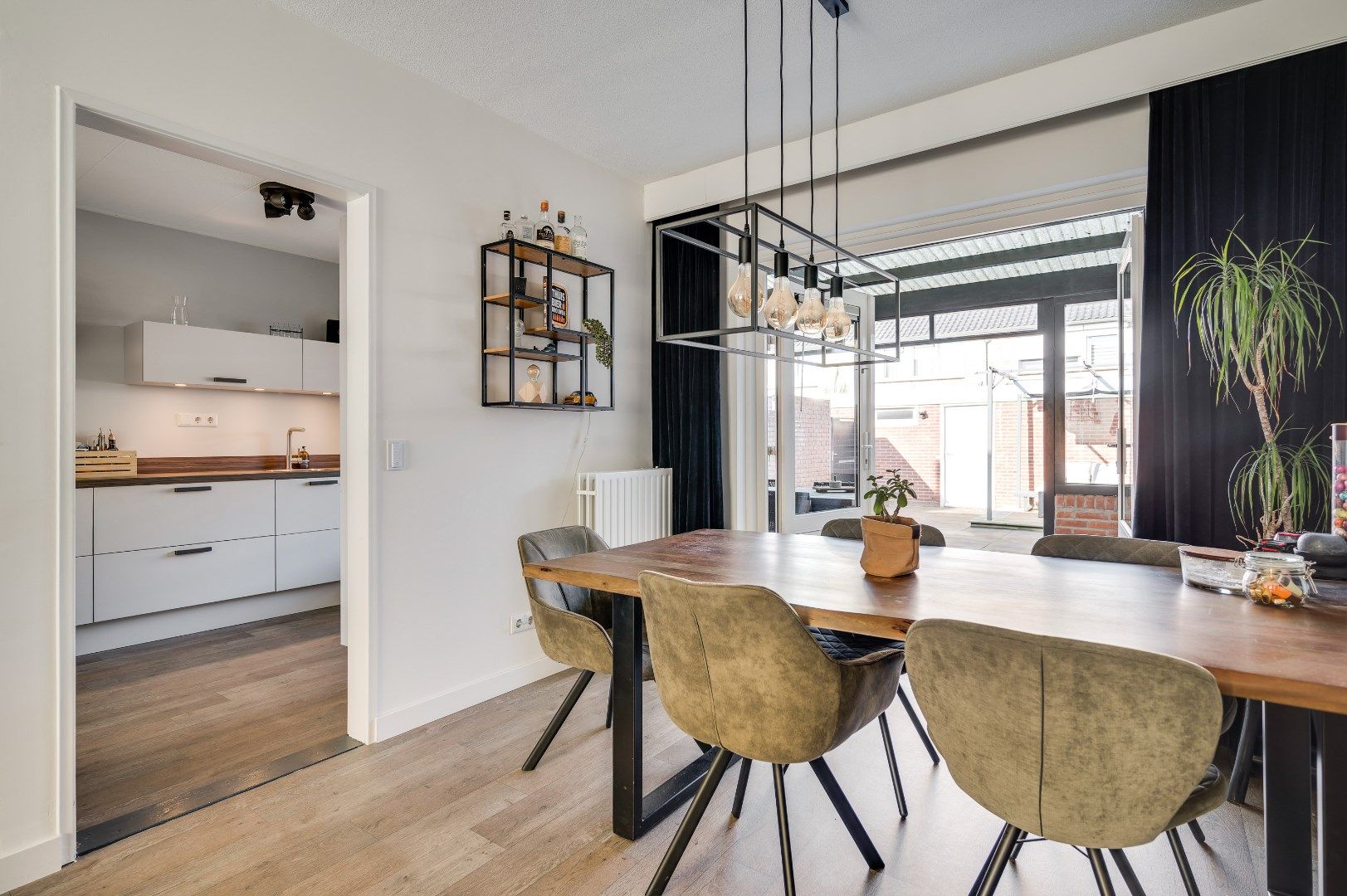 Foto 12 van Valkenburgstraat 7