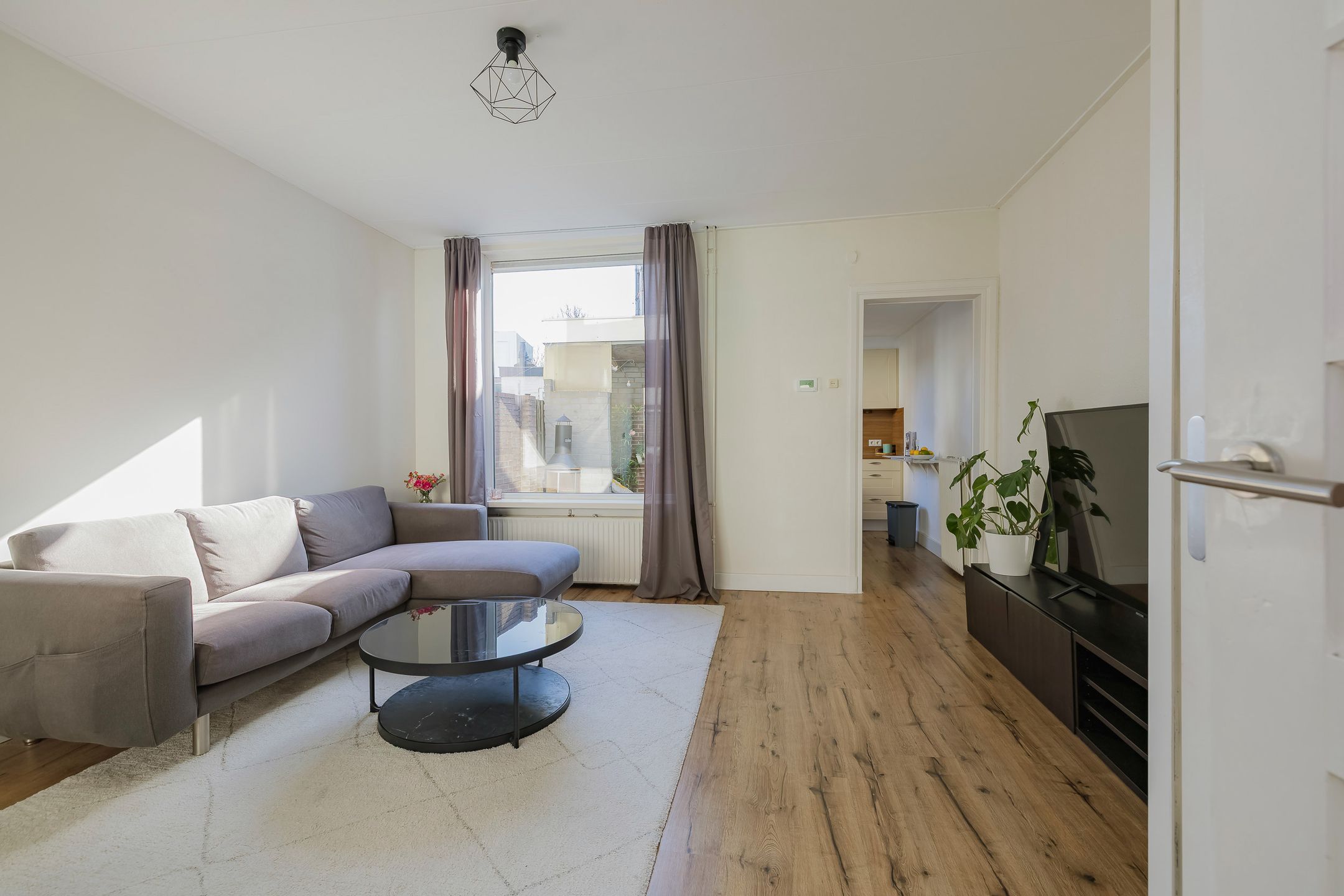 Foto 3 van Van Wassenaerstraat 52