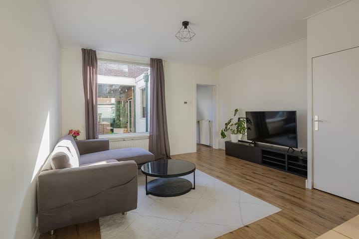 Foto 4 van Van Wassenaerstraat 52