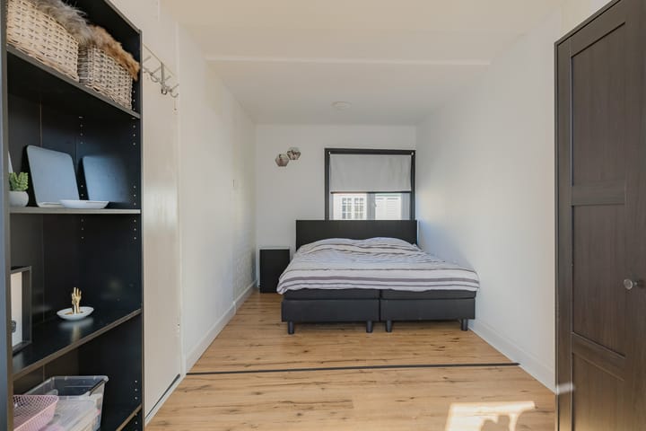 Foto 21 van Van Wassenaerstraat 52