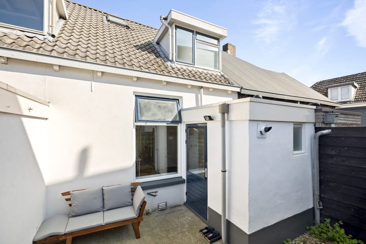 Foto 2 van Spoorstraat 32