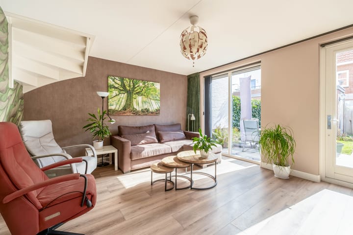 Photo 2 of Polaris 1