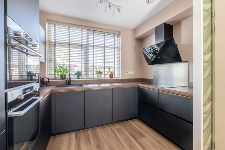 Photo 3 of Polaris 1