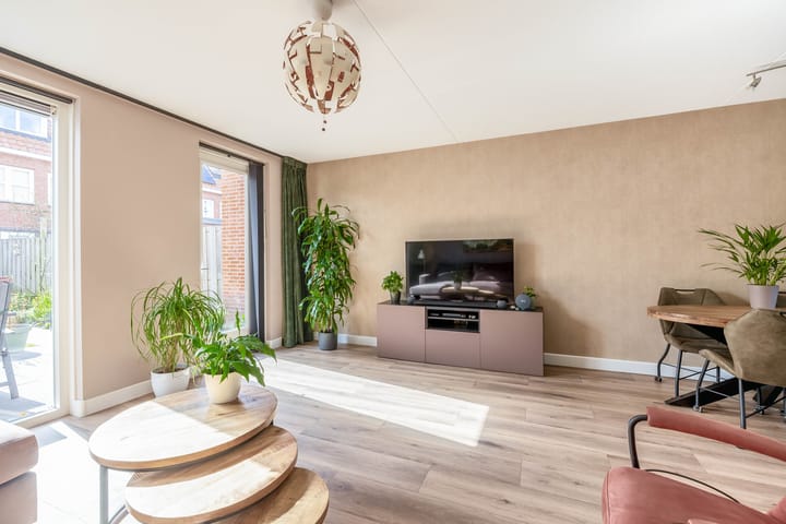 Foto 10 van Polaris 1