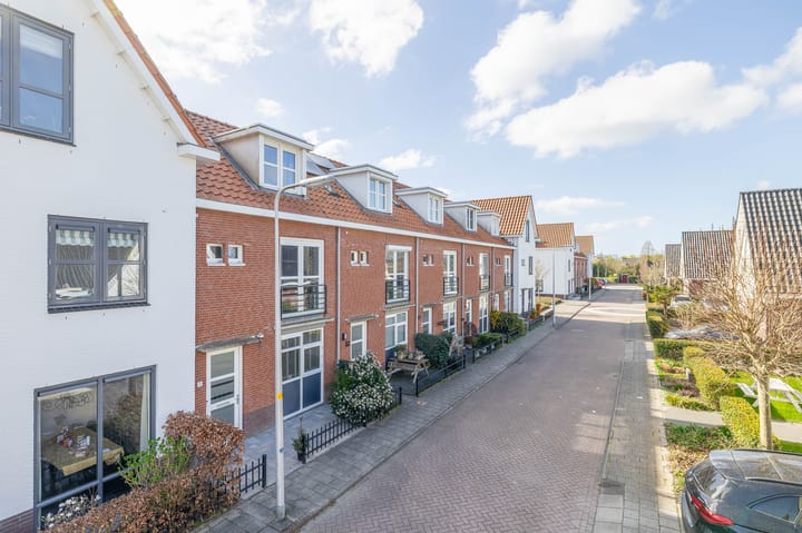 Foto 33 van Polaris 1