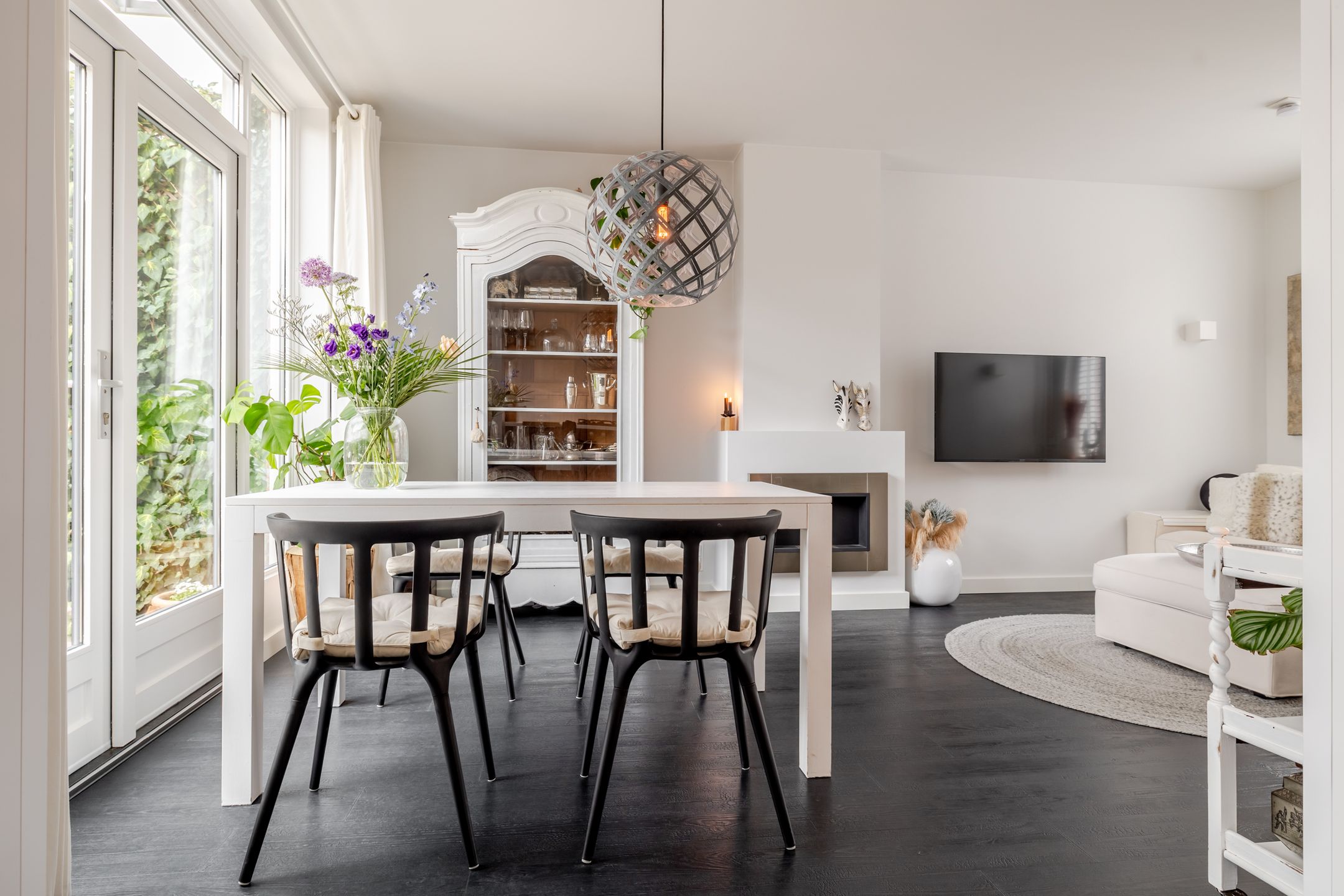 Foto 9 van van Limburg Stirumstraat 7