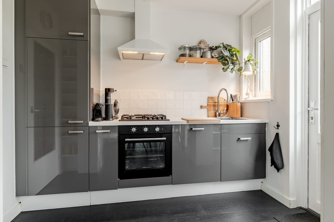 Foto 11 van van Limburg Stirumstraat 7