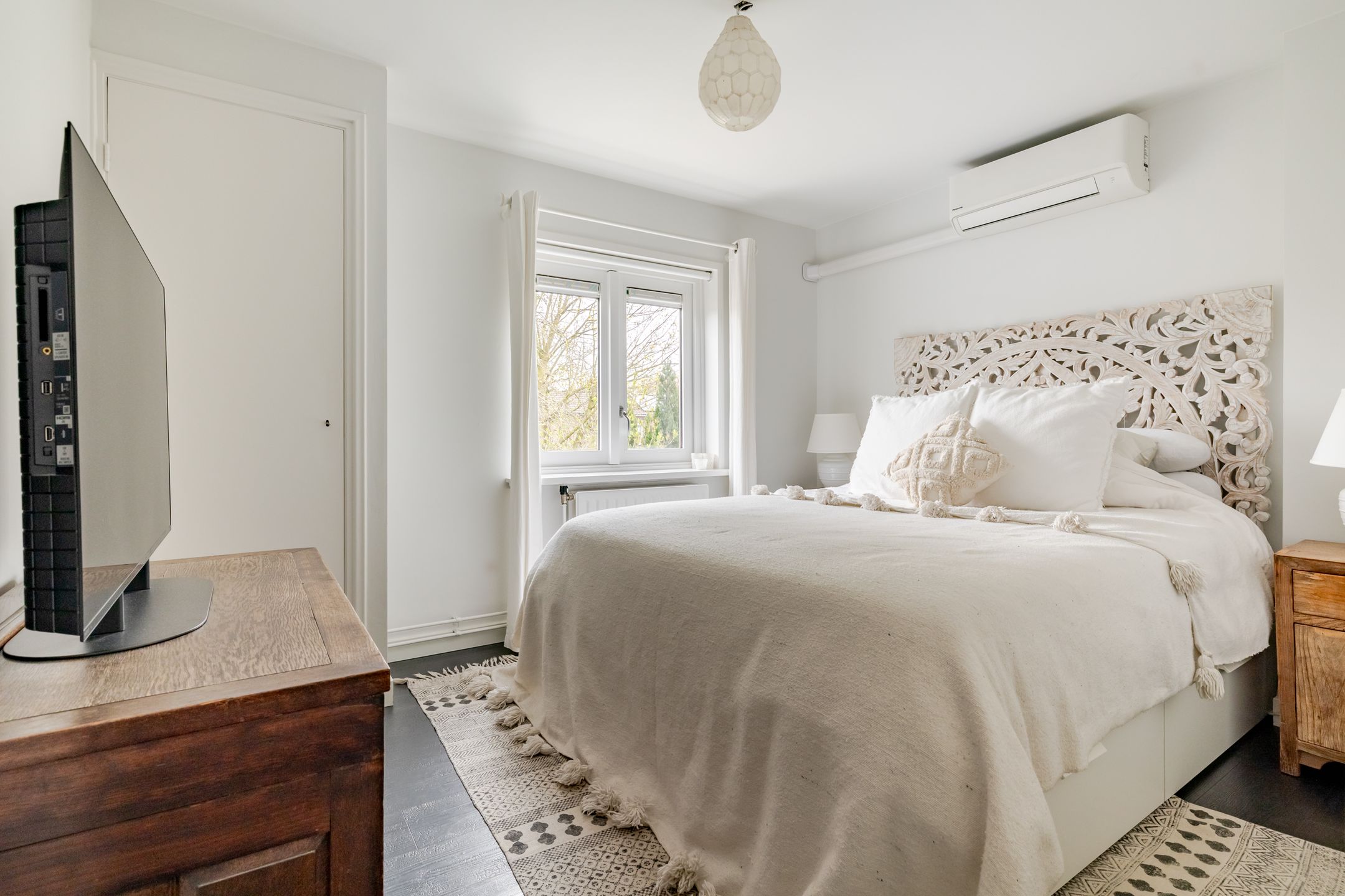 Foto 18 van van Limburg Stirumstraat 7