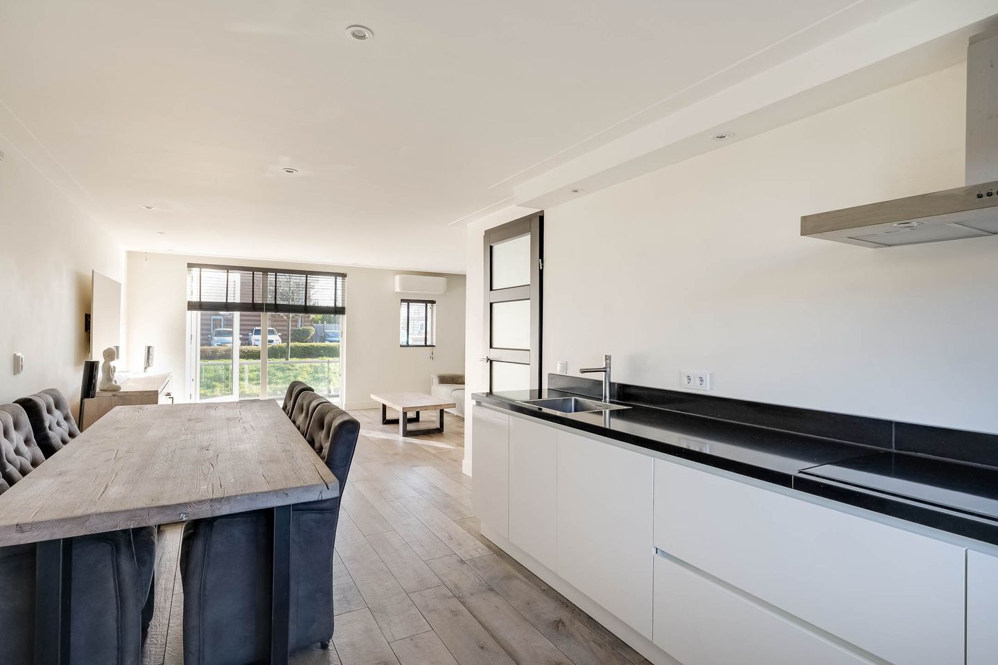 Foto 10 van Lien Gisolfland 6