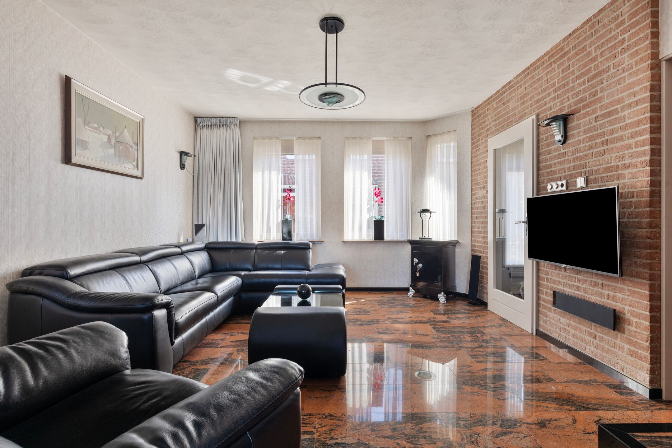 Photo 3 of Zuideinde 90