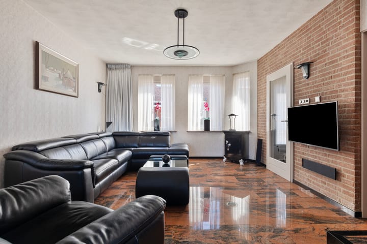 Photo 3 of Zuideinde 90