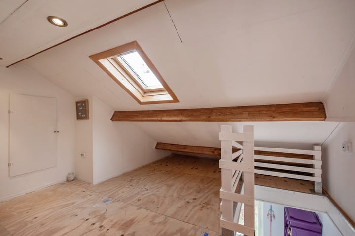 Photo 35 of Prof. Oudemansstraat 36