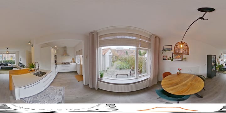 Photo 39 of Prof. Oudemansstraat 36