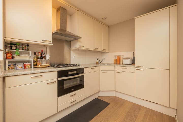 Photo 3 of Thorbeckelaan 9-D