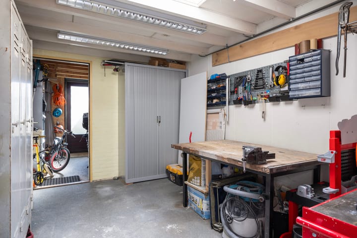 Foto 33 van Rogier van der Weydenlaan 7