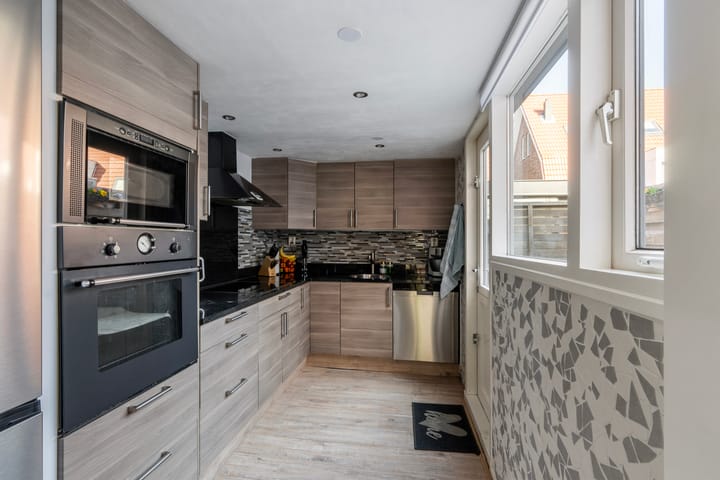 Foto 3 van Mr. de Fremerystraat 20