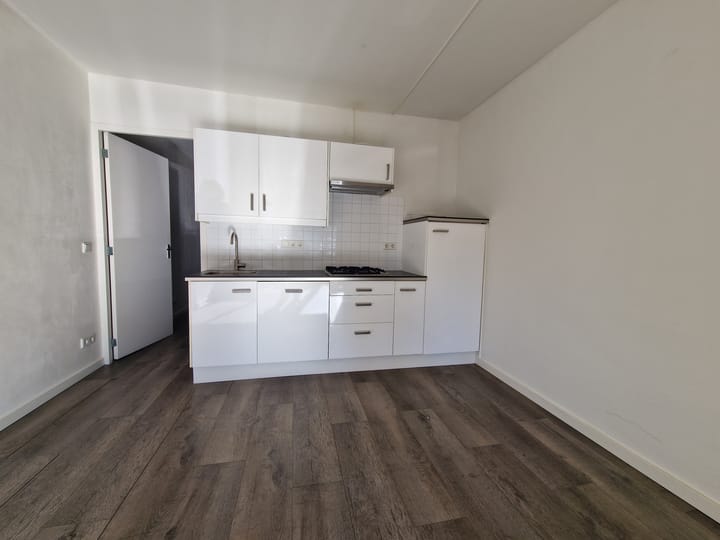 Foto 11 van Caspar Damstraat 53