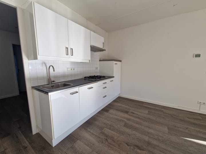 Foto 12 van Caspar Damstraat 53