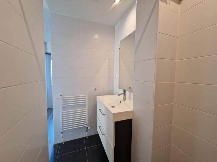 Foto 14 van Caspar Damstraat 53