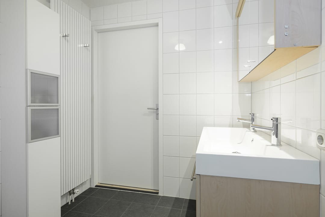 Photo 8 of Irenestraat 35-A