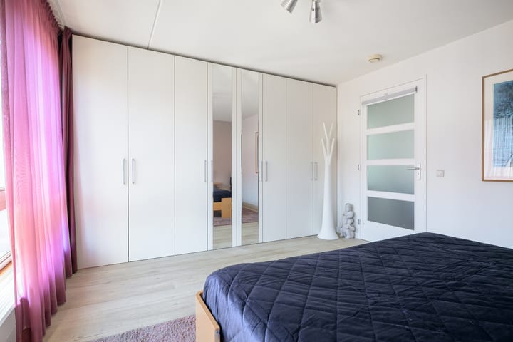 Photo 10 of Irenestraat 35-A