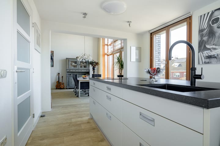 Photo 20 of Irenestraat 35-A