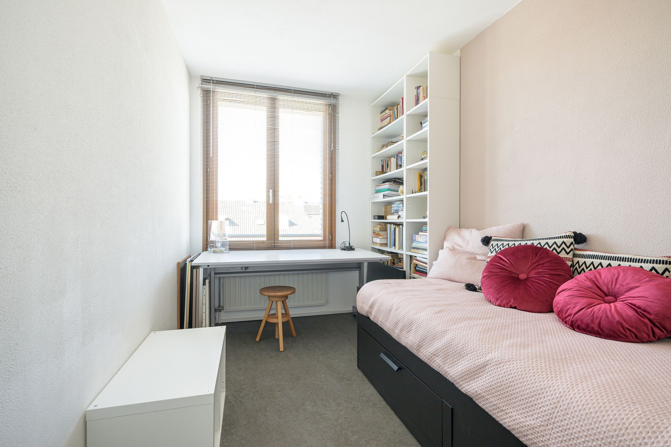 Photo 24 of Irenestraat 35-A