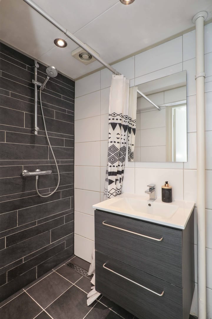 Photo 16 of van Goyenlaan 73