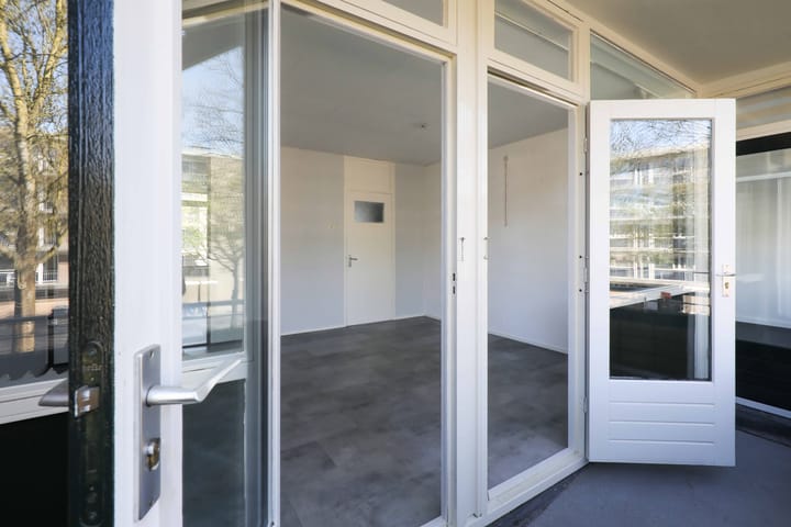 Photo 18 of van Goyenlaan 73