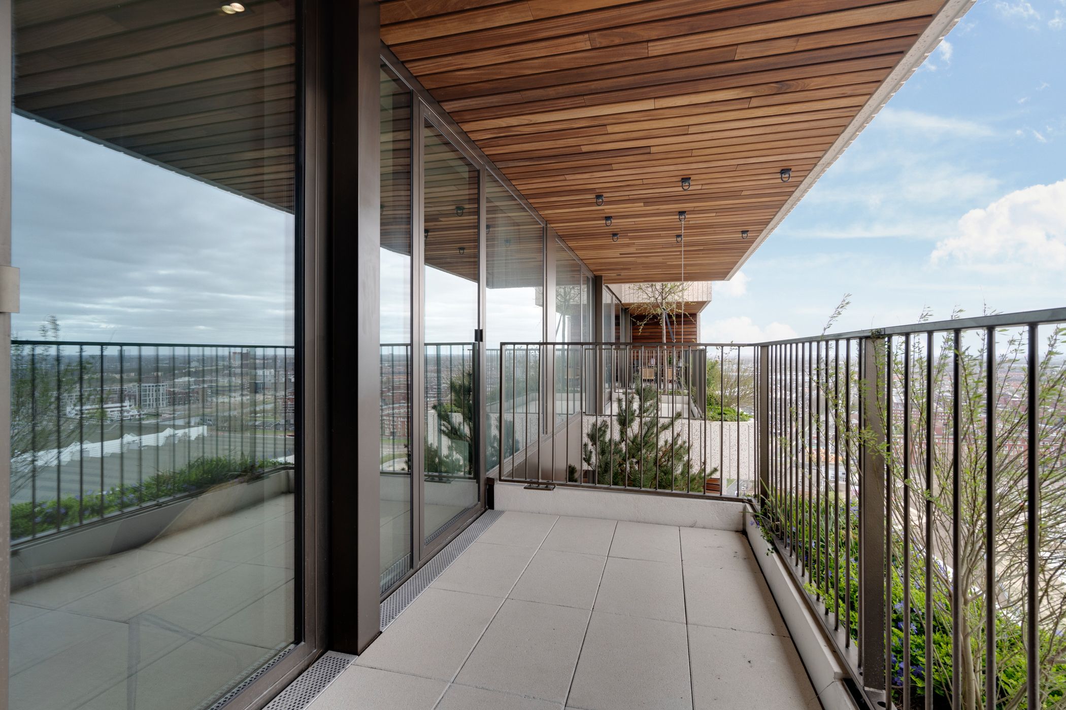 Photo 21 of Hoola van Nootenstraat 343