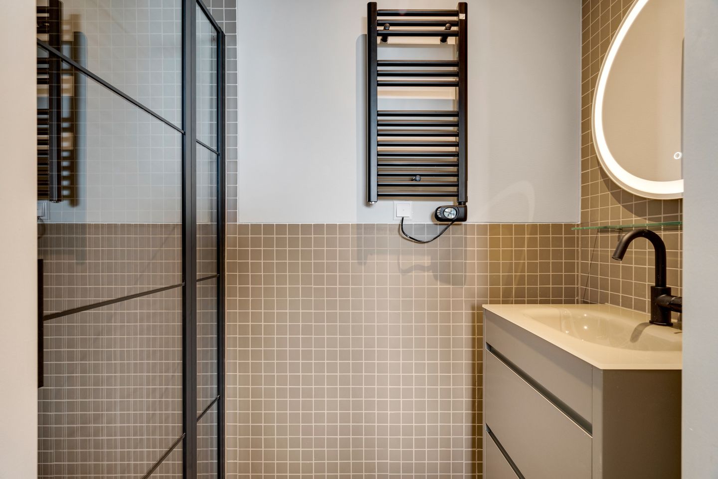 Photo 29 of Hoola van Nootenstraat 343