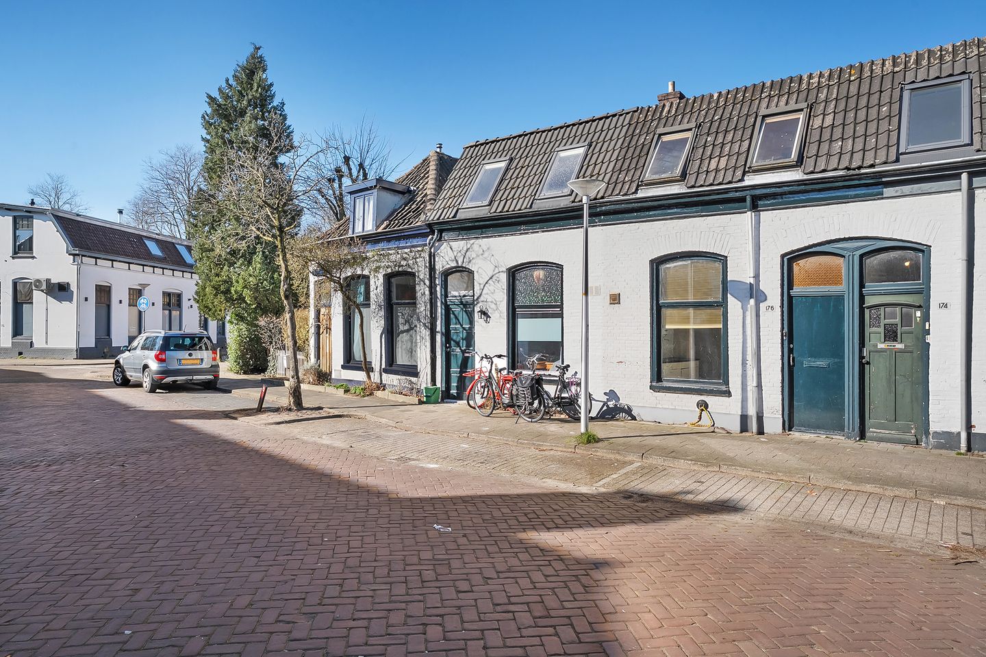 Foto 25 van Van der Laenstraat 176