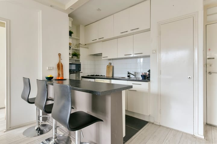 Foto 2 van Van Nijenrodeweg 18