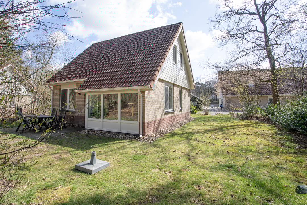 Foto 1 van Valkenlaan 76