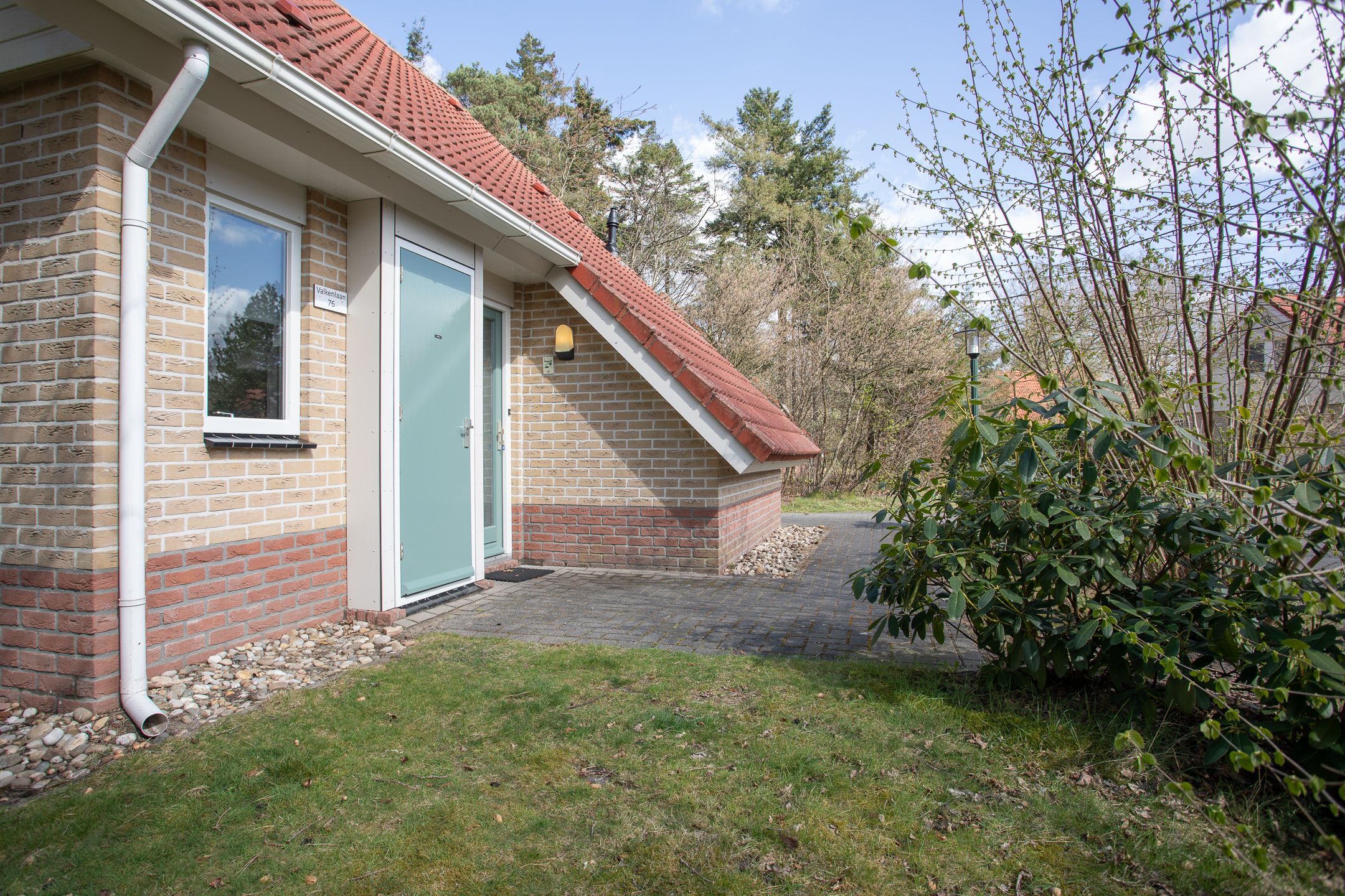 Foto 12 van Valkenlaan 76