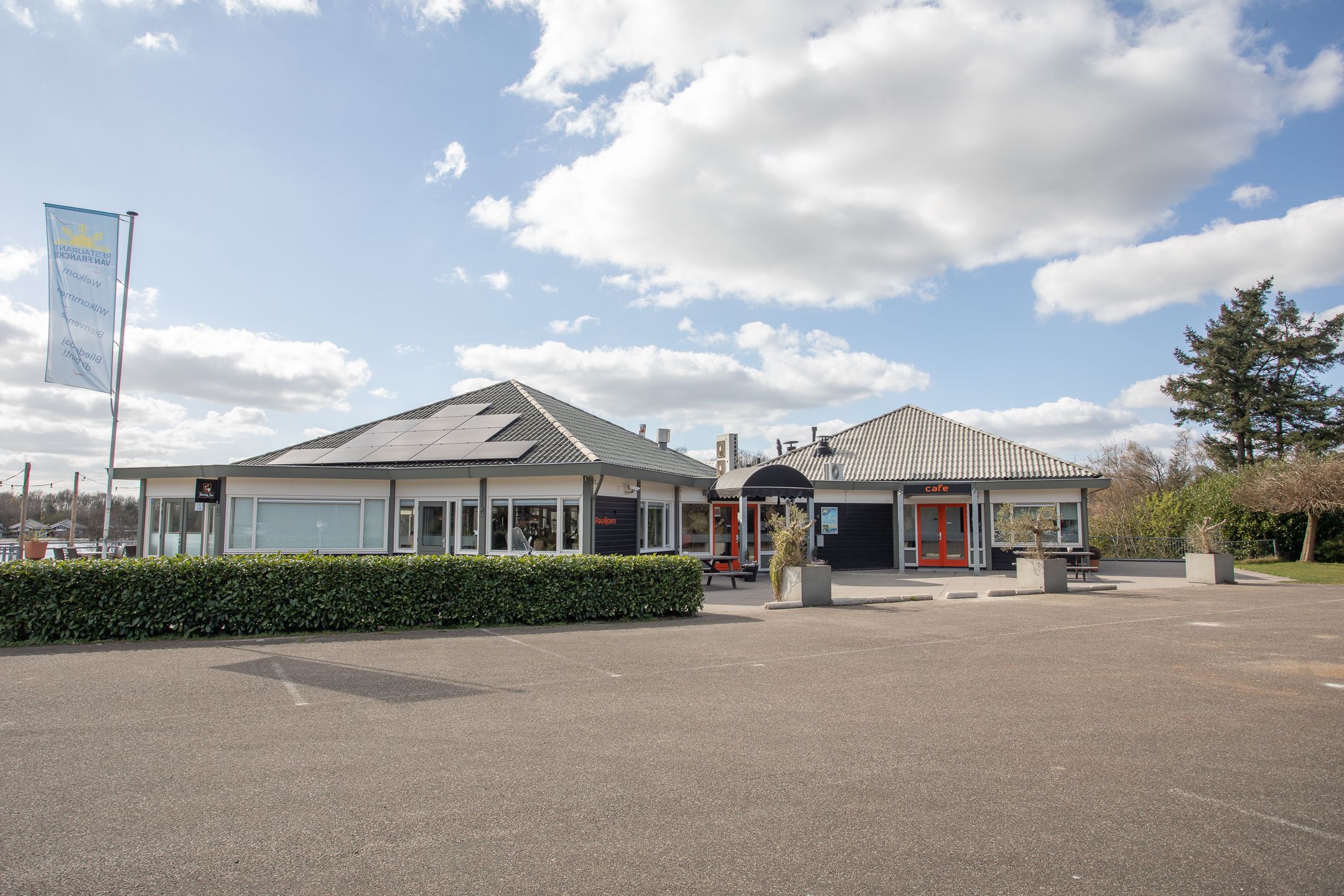 Foto 48 van Valkenlaan 76