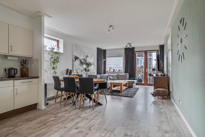 Foto 2 van Hertog Jan II Laan 2-04